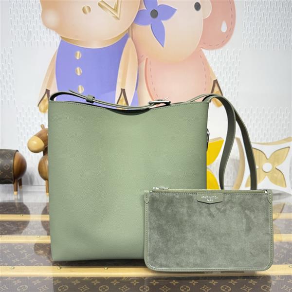 2026120182257704 270